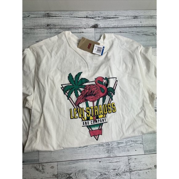 levi's flamingo t shirt
